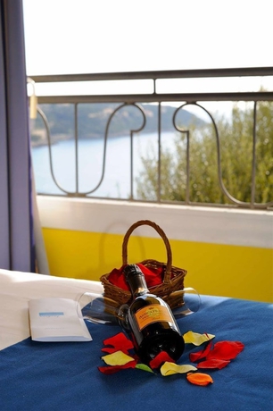 Imagen de la habitación del Hotel Regency, ROQUEBRUNE-CAP-MARTIN. Foto 13