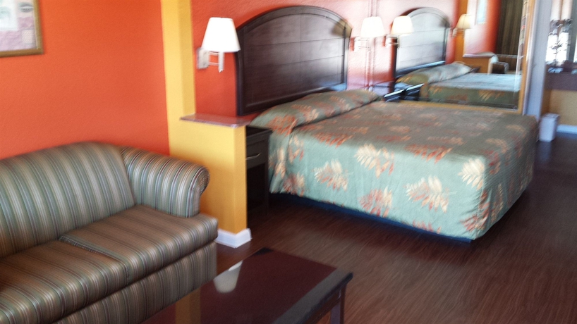 Imagen de la habitación del Hotel Regency Suites Intercontinental Airport. Foto 3