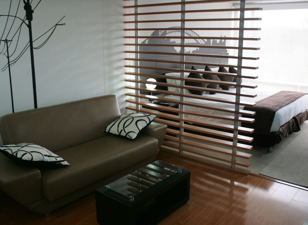 Imagen de la habitación del Hotel Regency Suites La Feria. Foto 10