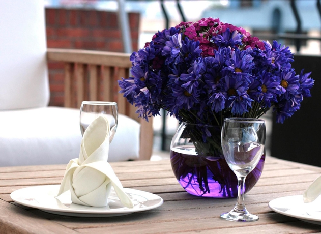 Imagen de la habitación del Hotel Regency Suites La Feria. Foto 11