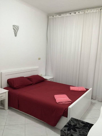 Imagen de la habitación del Hotel Regency Towers Apartments. Foto 9