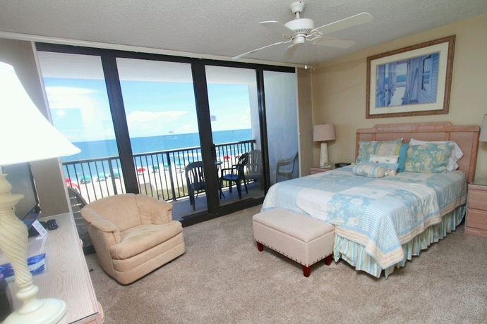 Imagen de la habitación del Hotel Regency Towers. Foto 8