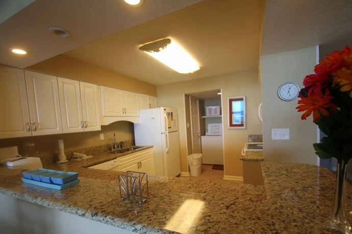 Imagen de la habitación del Hotel Regency Towers. Foto 11