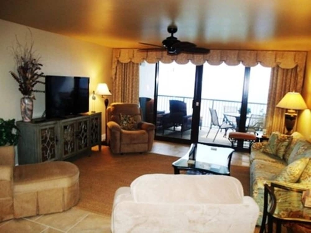 Imagen de la habitación del Hotel Regency Towers. Foto 17