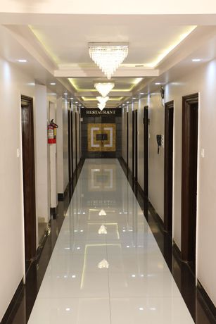 Imagen de los interiores del Hotel Regency Vasai. Foto 9