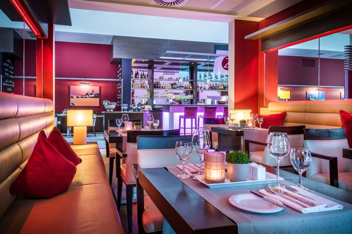 Imagen del bar/restaurante del Hotel Regensburg operated by Beepartment. Foto 4