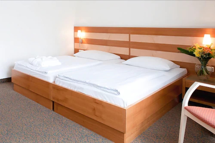Imagen de la habitación del Hotel Regent, Duisburgo. Foto 9