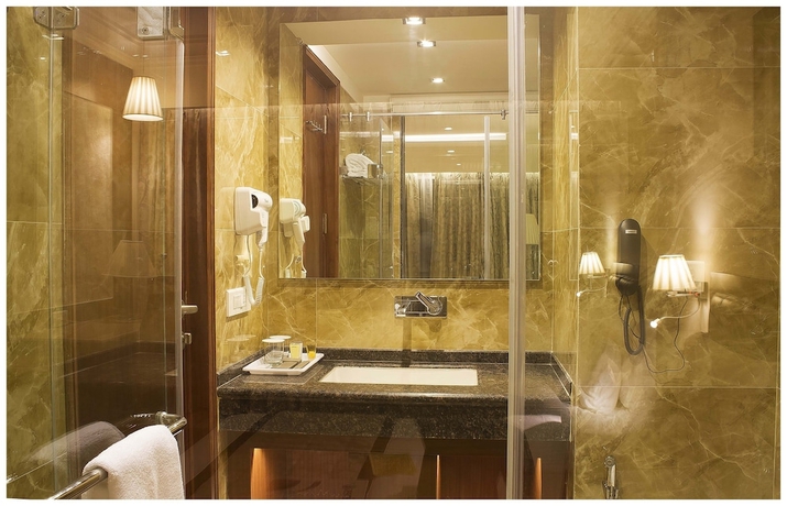 Imagen de la habitación del Hotel Regent Grand. Foto 4