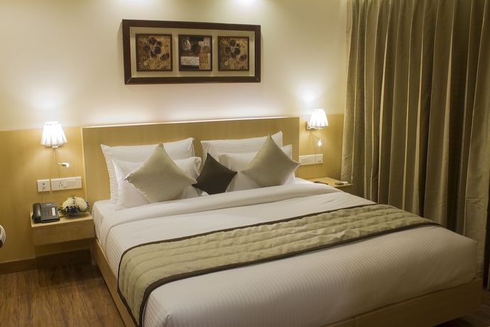 Imagen de la habitación del Hotel Regent Grand. Foto 8