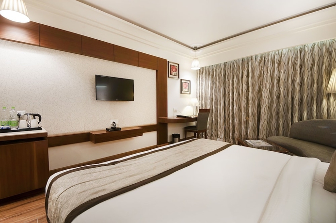 Imagen de la habitación del Hotel Regent Grand. Foto 15