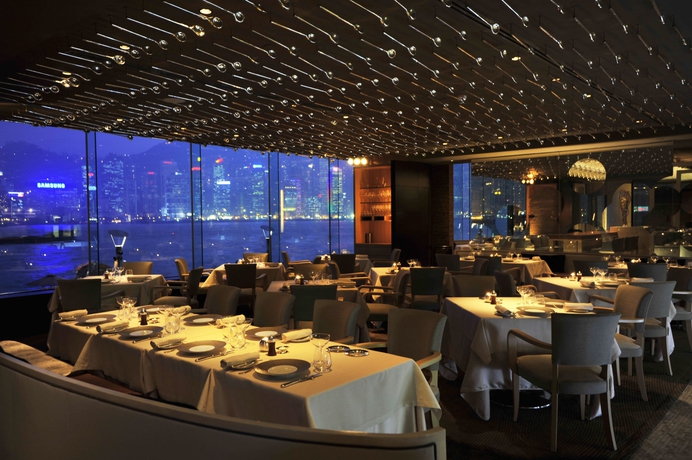 Imagen del bar/restaurante del Hotel Regent Hong Kong. Foto 2