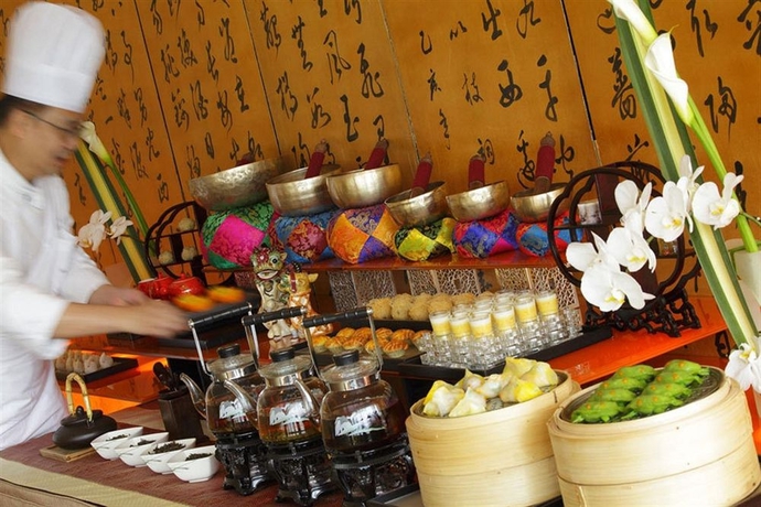 Imagen del bar/restaurante del Hotel Regent Hong Kong. Foto 7