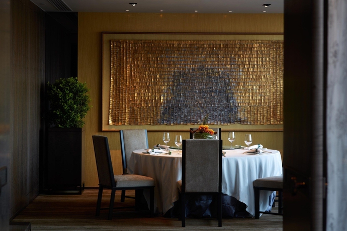 Imagen del bar/restaurante del Hotel Regent Hong Kong. Foto 8