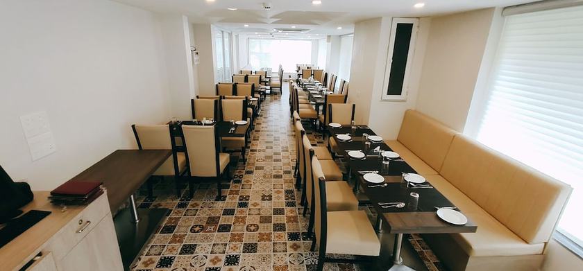 Imagen de los interiores del Hotel Regent Laguna. Foto 20