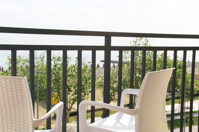 Imagen de la habitación del Hotel Regent, PESCARA. Foto 9