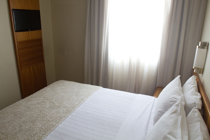 Imagen de la habitación del Hotel Regent Park. Foto 8