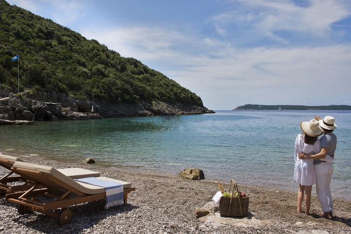 Imagen de los exteriores del Hotel Regent Porto Montenegro. Foto 7