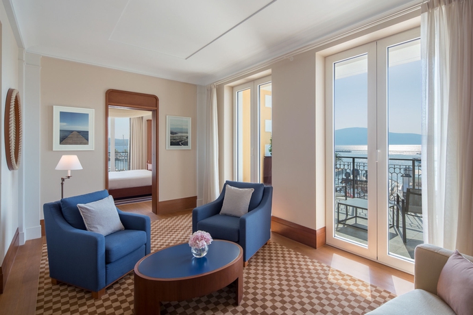 Imagen de los interiores del Hotel Regent Porto Montenegro. Foto 8