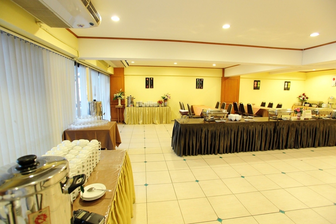 Imagen del bar/restaurante del Hotel Regent Ramkhamhaeng. Foto 10