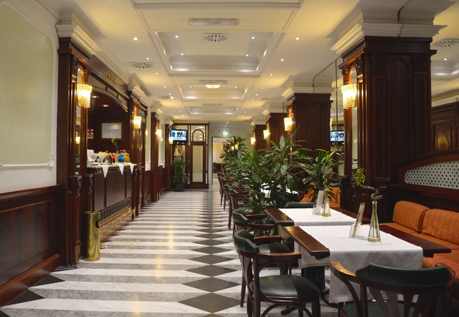 Imagen de la habitación del Hotel Regent, Roma. Foto 5