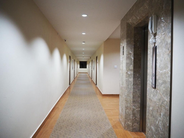 Imagen de los interiores del Hotel Regent Room. Foto 16