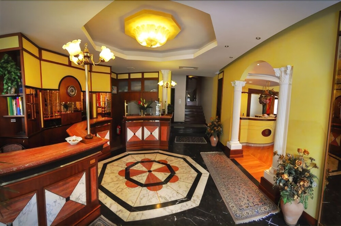 Imagen de los interiores del Hotel Regent, San Benedetto del Tronto. Foto 14