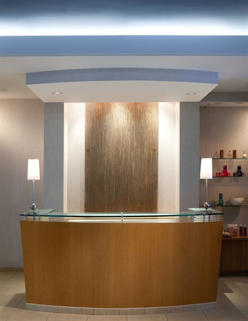 Imagen de los interiores del Hotel Regent Santa Monica Beach. Foto 13