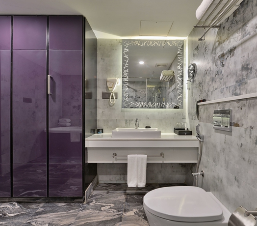 Imagen de la habitación del Hotel Regenta Central Antarim Ahmedabad. Foto 3