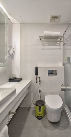 Imagen de la habitación del Hotel Regenta Central Antarim Ahmedabad. Foto 10