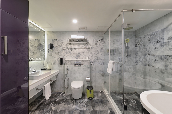 Imagen de la habitación del Hotel Regenta Central Antarim Ahmedabad. Foto 12