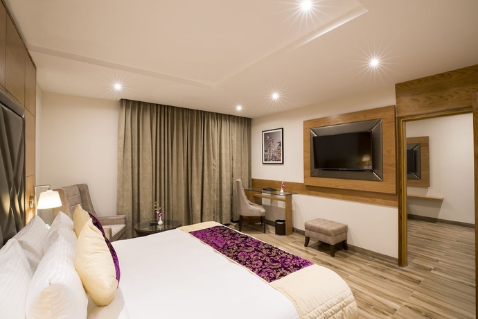 Imagen de la habitación del Hotel Regenta Central Cassia Zirakpur Chandigarh. Foto 9