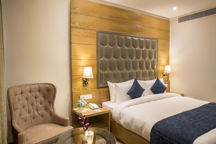 Imagen de la habitación del Hotel Regenta Central Cassia Zirakpur Chandigarh. Foto 15