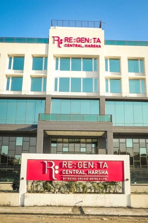 Imagen general del Hotel Regenta Central Harsha Vapi. Foto 1