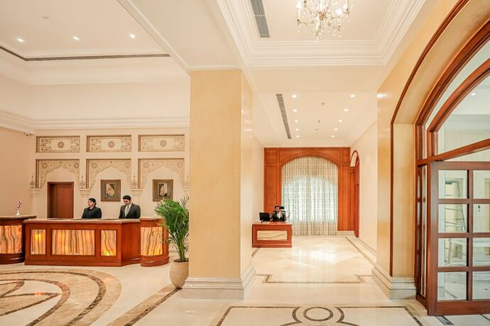 Imagen general del Hotel Regenta Central Lucknow By Royal Orchids Limited. Foto 1