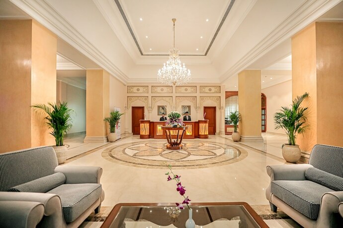 Imagen general del Hotel Regenta Central Lucknow By Royal Orchids Limited. Foto 4
