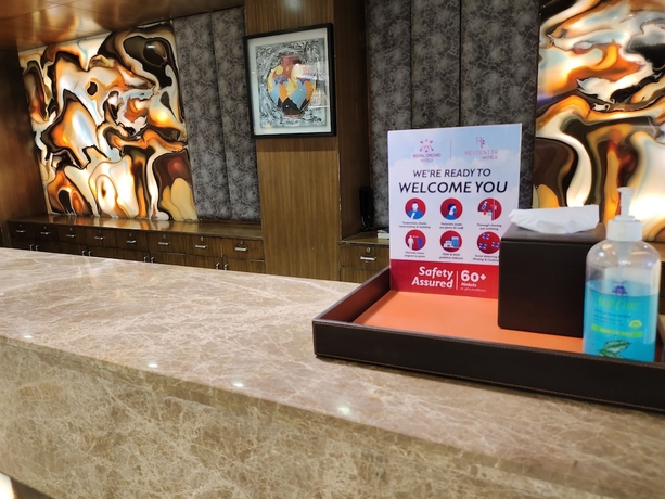 Imagen de los interiores del Hotel Regenta Central Noida. Foto 17