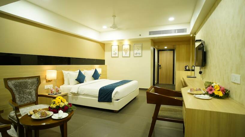 Imagen de la habitación del Hotel Regenta Central Somnath. Foto 17