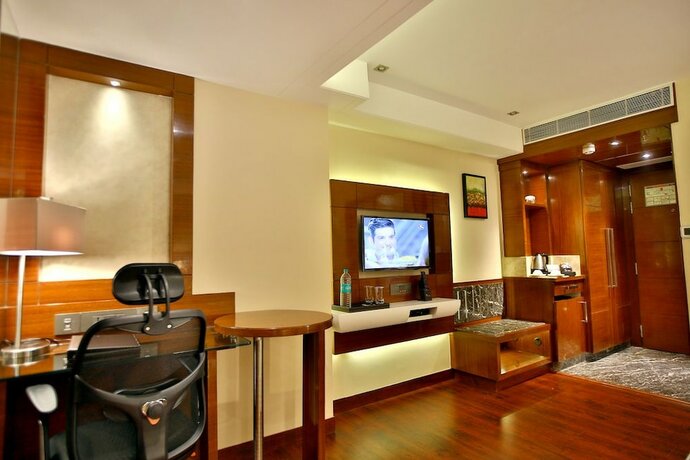 Imagen general del Hotel Regenta Central The Crystal. Foto 13