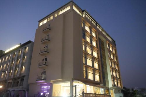 Imagen general del Hotel Regenta Dwarka. Foto 6
