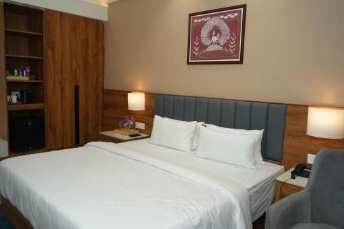 Imagen general del Hotel Regenta Dwarka. Foto 8