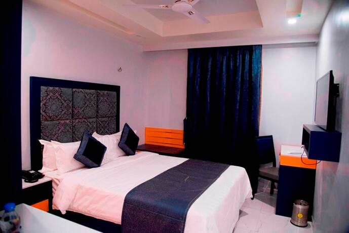 Imagen de la habitación del Hotel Regenta Inn. Foto 19