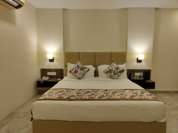 Imagen de la habitación del Hotel Regenta Inn Greater Noida. Foto 19