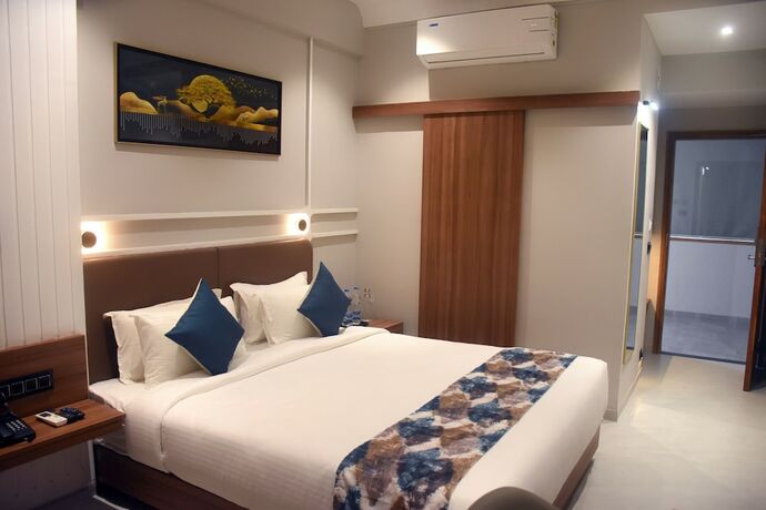 Imagen general del Hotel Regenta Inn Motikhavdi Jamnagar. Foto 8