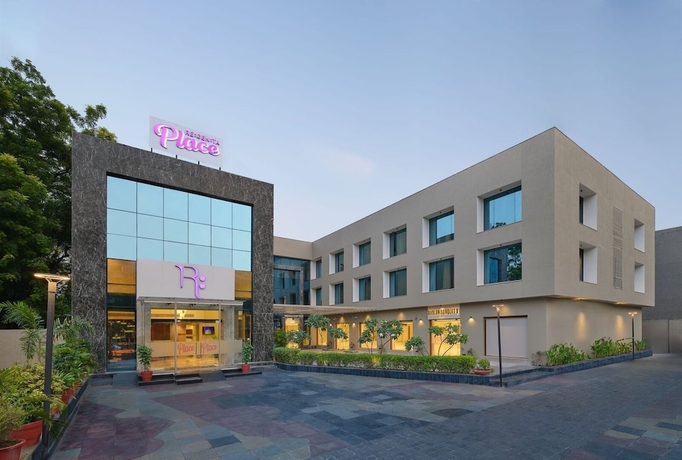 Imagen general del Hotel Regenta Place Ahmedabad. Foto 1