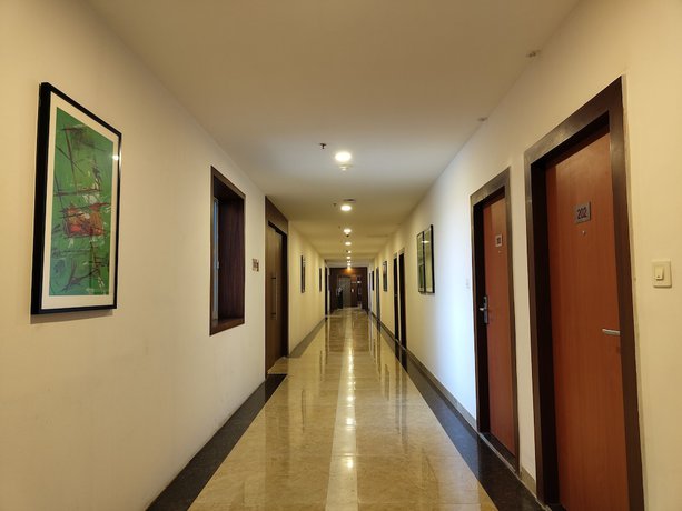 Imagen de los interiores del Hotel Regenta Place Bhopal. Foto 6
