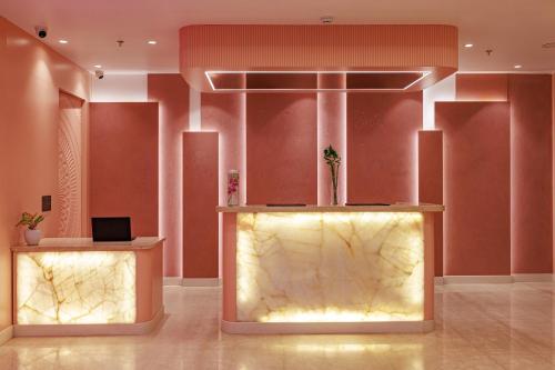 Imagen general del Hotel Regenta Place Jaipur Sirsi Road, Opp Alankar PG College. Foto 1