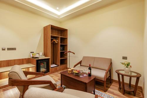 Imagen de la habitación del Hotel Regenta Place Jaipur Sirsi Road, Opp Alankar PG College. Foto 17