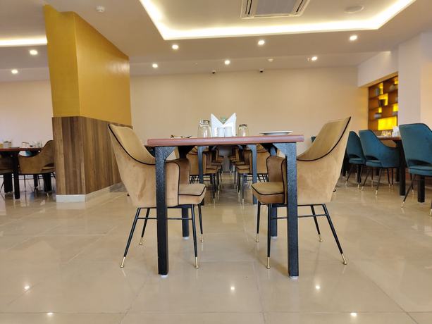 Imagen general del Hotel Regenta Place Jhansi by Royal Orchids Limited. Foto 2