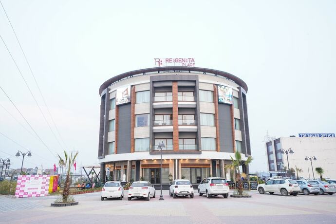 Imagen general del Hotel Regenta Place Mohali. Foto 12