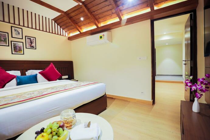 Imagen de la habitación del Hotel Regenta Place Shimla On Hilltop. Foto 17